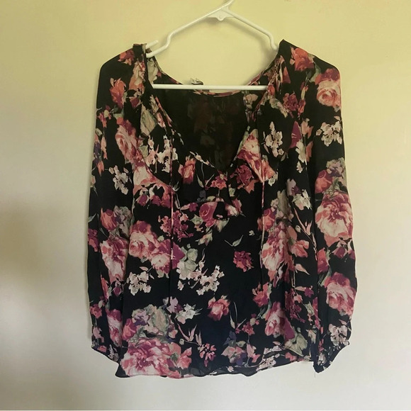 Joie 100% Silk Floral Print Blouse in Black Pink and Cream Sz S Ruffle Trim - Picture 2 of 6